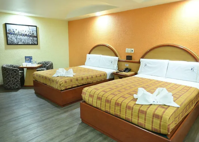 Hotel Atizapan 2*
